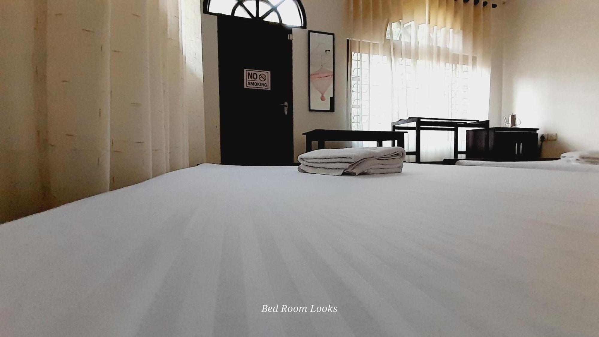 Le Meridien Bnb For Foreign Travelers Negombo Esterno foto