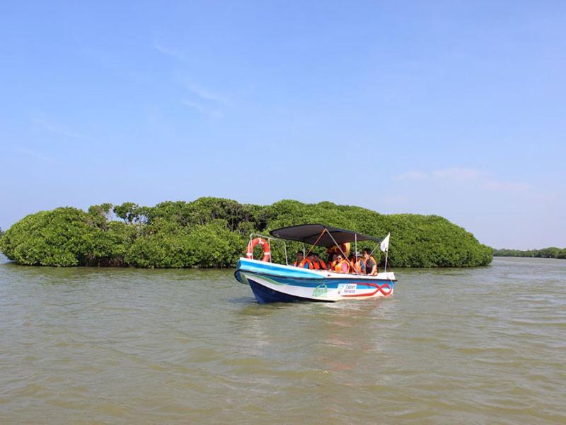 Le Meridien Bnb For Foreign Travelers Negombo Esterno foto